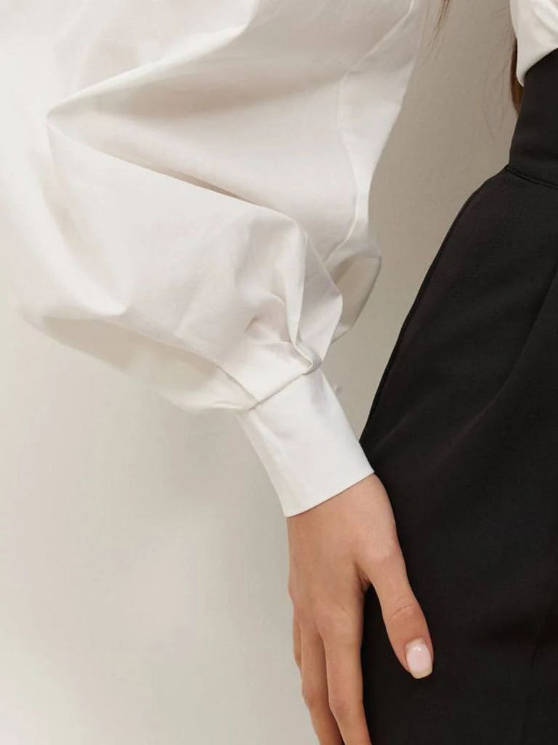 Elara Luxe | Asymmetrische Off Shoulder top